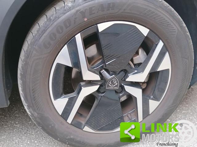 PEUGEOT 2008 usata, con Park Distance Control