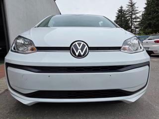 VOLKSWAGEN up! usata, con USB