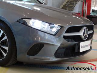 MERCEDES-BENZ A 180 usata, con Sensori di parcheggio posteriori