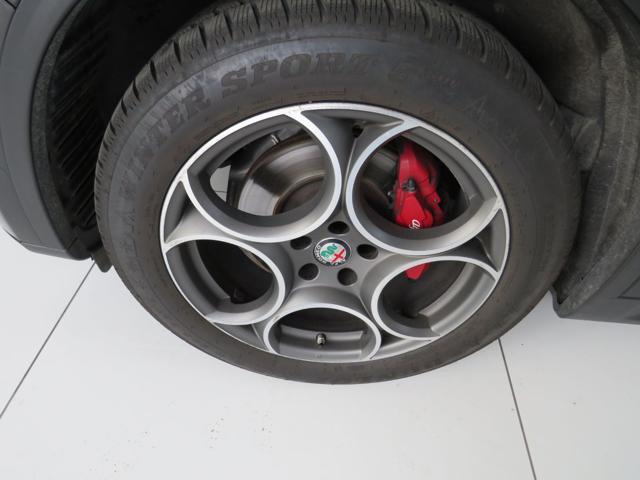 ALFA ROMEO Stelvio usata, con Fari Xenon