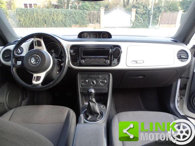 VOLKSWAGEN Beetle usata, con Autoradio