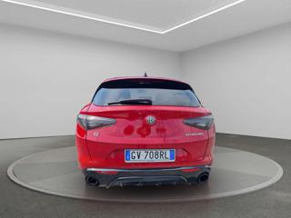 ALFA ROMEO Stelvio usata, con Sedile posteriore sdoppiato
