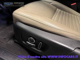 LAND ROVER Discovery Sport usata, con Volante in pelle