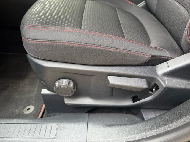 FORD Kuga usata, con Frenata d