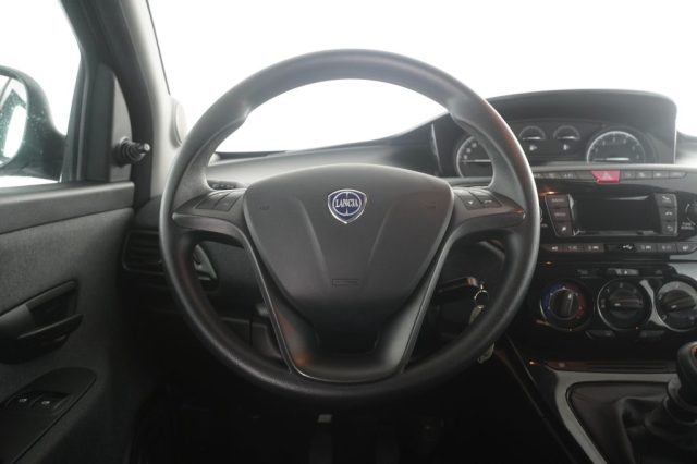 LANCIA Ypsilon usata 11