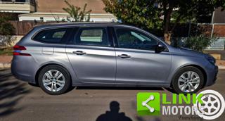 PEUGEOT 308 usata, con Autoradio