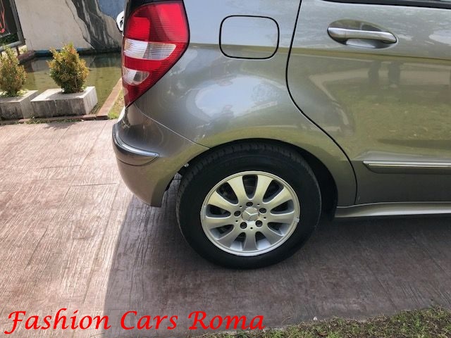 MERCEDES-BENZ A 170 usata, con Chiusura centralizzata