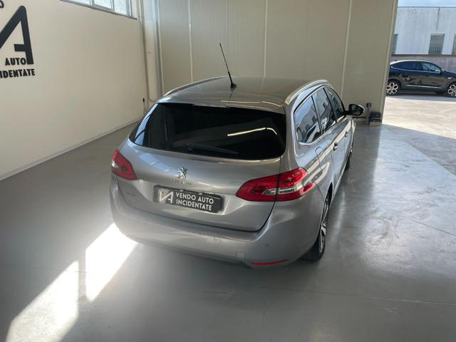 PEUGEOT 308 usata, con Boardcomputer
