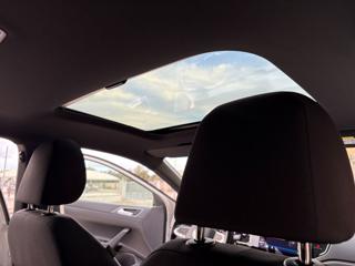 VOLKSWAGEN Taigo usata, con Controllo automatico clima