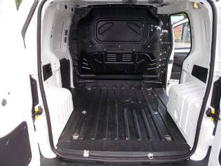 FIAT Fiorino usata, con USB
