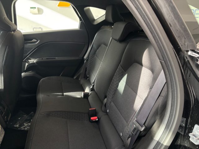 RENAULT Captur usata, con Autoradio digitale