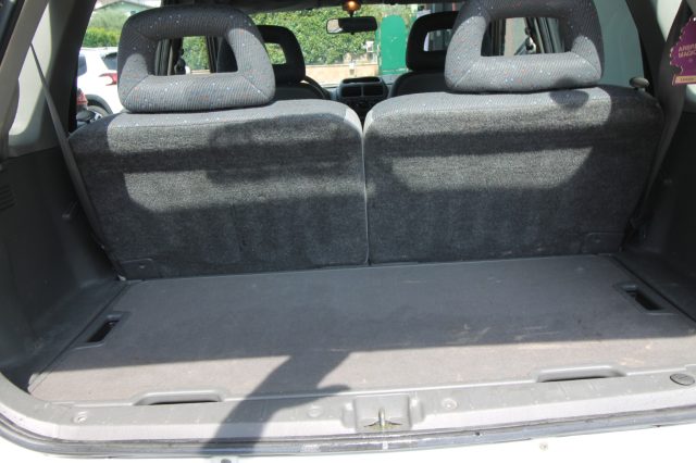 SUZUKI Ignis usata 18