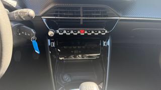 PEUGEOT 2008 usata, con Sistema di navigazione