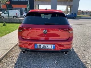VOLKSWAGEN Golf usata, con Autoradio