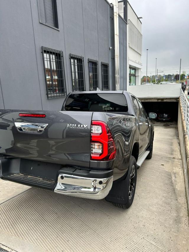 TOYOTA Hilux usata, con Chiusura centralizzata telecomandata