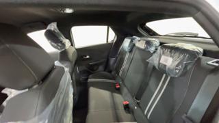 OPEL Corsa usata, con Park Distance Control