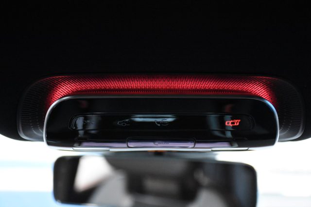 MERCEDES-BENZ EQE usata, con Volante in pelle