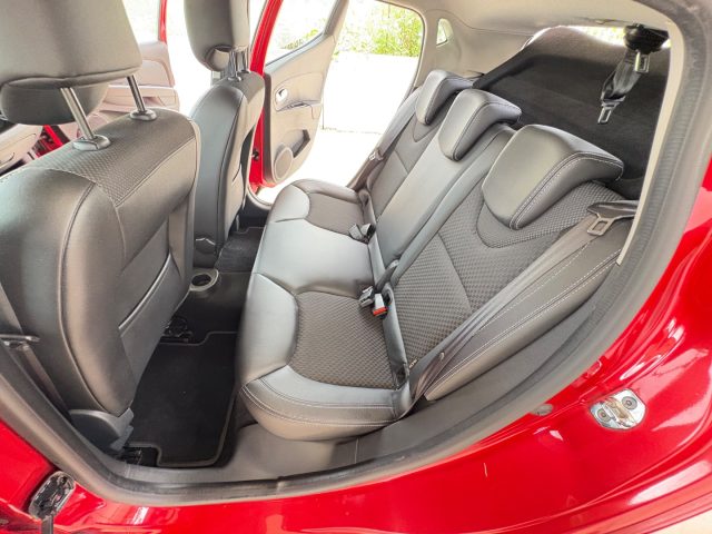 RENAULT Clio usata, con USB