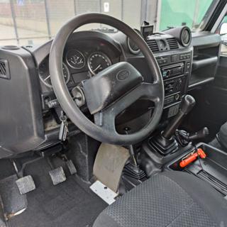 LAND ROVER Defender usata 10