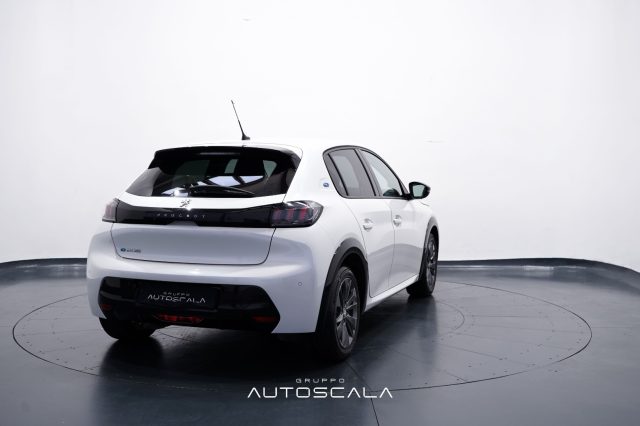 PEUGEOT 208 usata, con Autoradio