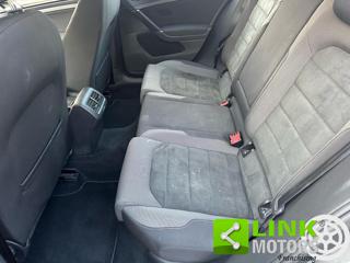 VOLKSWAGEN Golf usata, con Controllo automatico clima