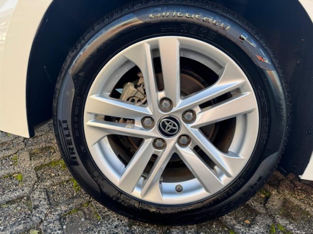 TOYOTA Corolla usata, con Sedile posteriore sdoppiato