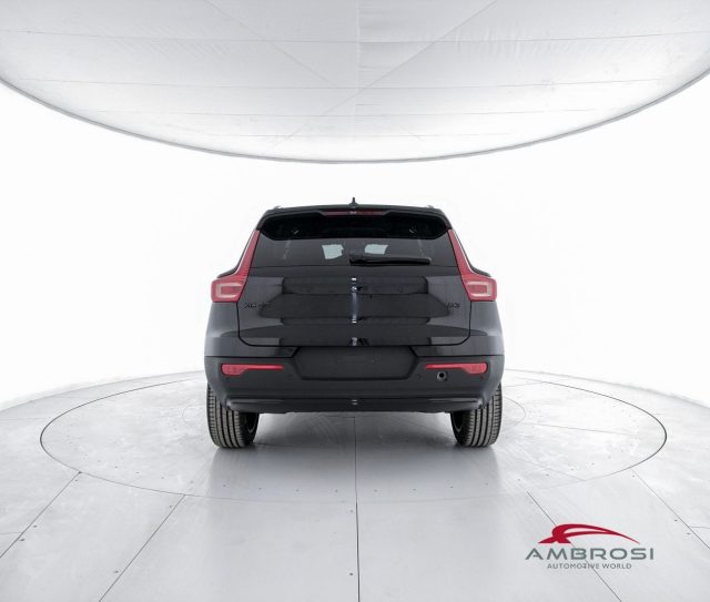 VOLVO XC40 usata 5