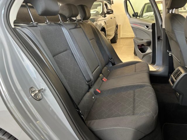 VOLKSWAGEN Golf usata, con Servosterzo