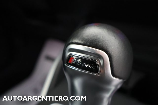 AUDI Q2 usata, con Airbag testa