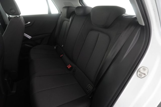 AUDI Q2 usata 10