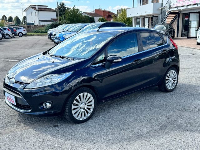 FORD Fiesta usata, con ABS