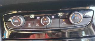 OPEL Grandland X usata, con USB