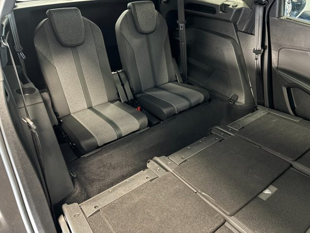 PEUGEOT 5008 usata, con Cruise Control