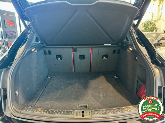 PORSCHE Macan usata, con Sedile posteriore sdoppiato