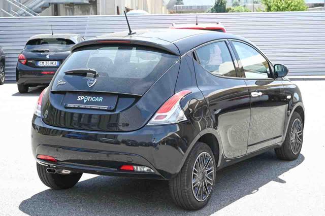 LANCIA Ypsilon usata, con Airbag Passeggero