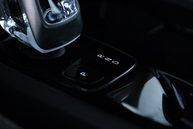 VOLVO XC40 usata, con Volante in pelle