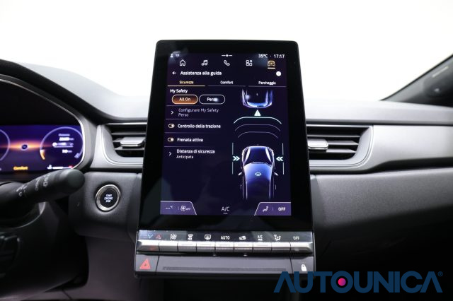 RENAULT Captur usata, con Volante multifunzione