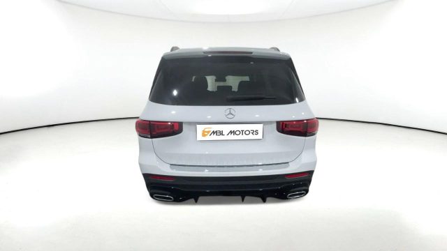 MERCEDES-BENZ GLB 180 usata, con Alzacristalli elettrici