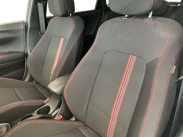 HYUNDAI i20 usata 22