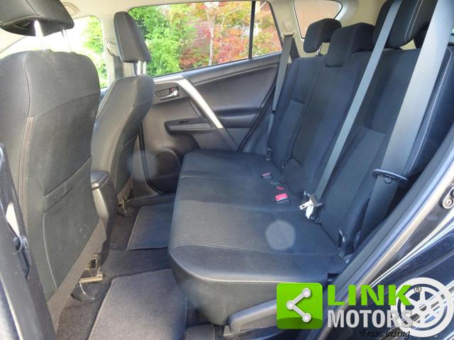 TOYOTA RAV 4 usata, con Touch screen