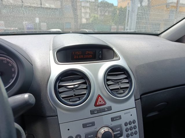 OPEL Corsa usata, con Cruise Control