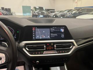 BMW 320 usata, con Controllo automatico clima