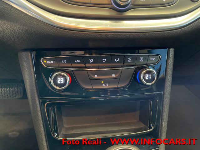 OPEL Astra usata, con Bluetooth