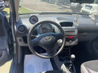 TOYOTA Aygo usata, con Chiusura centralizzata