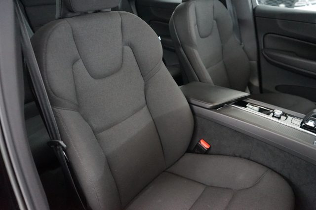 VOLVO XC60 usata, con Telecamera per parcheggio assistito