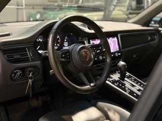 PORSCHE Macan usata, con Boardcomputer