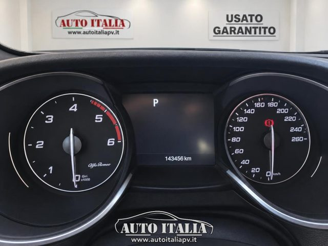 ALFA ROMEO Stelvio usata, con Fari Xenon