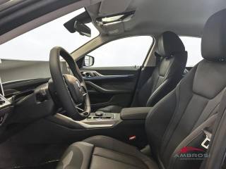 BMW i4 usata 8