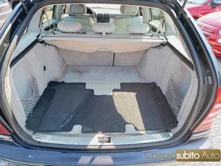 MERCEDES-BENZ C 220 usata, con Sistema di navigazione