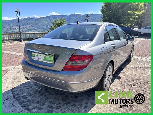 MERCEDES-BENZ C 220 usata, con Autoradio